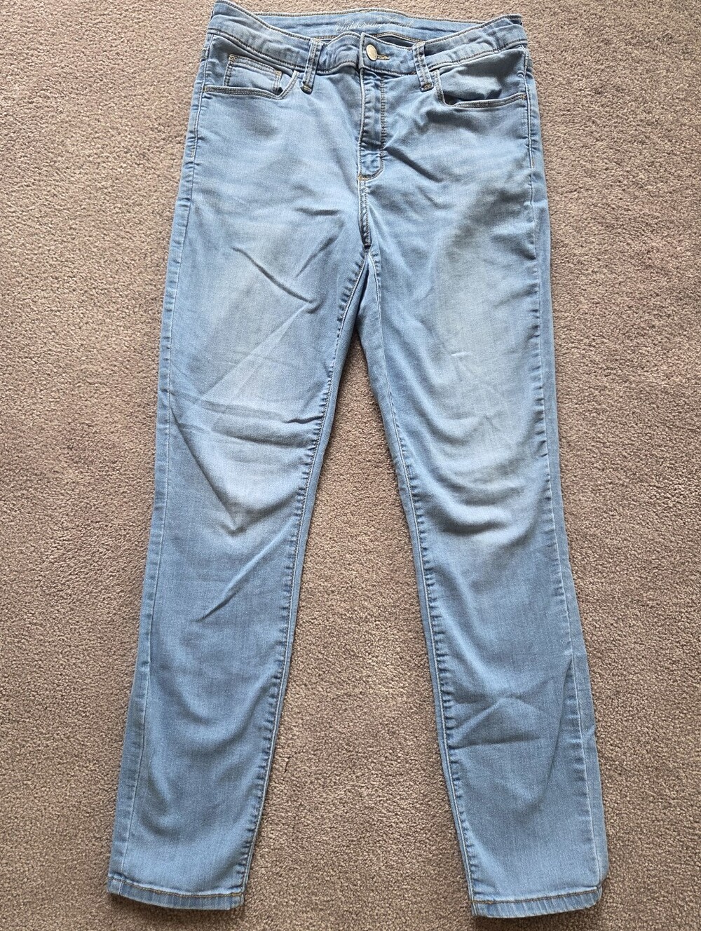 Light Wash Mid-Rise Skinny Jeans